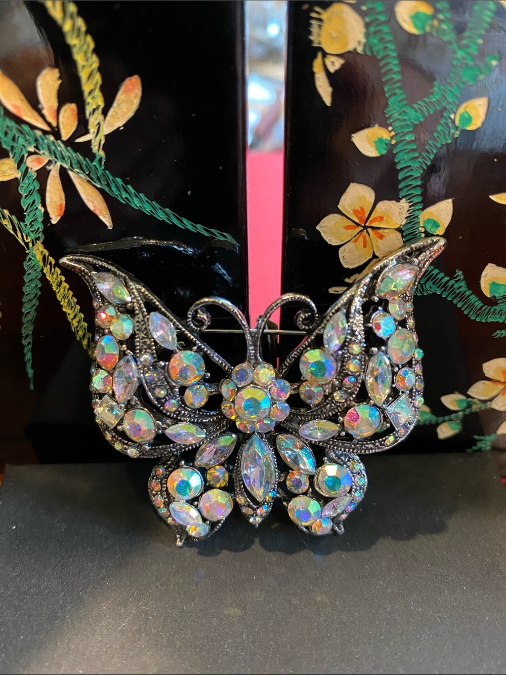 Source Unknown Iridescent Crystal Butterfly Brooch in Clear Color AB